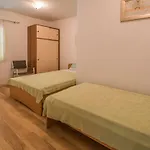 21 * Vrbnik (Primorje-Gorski Kotar)